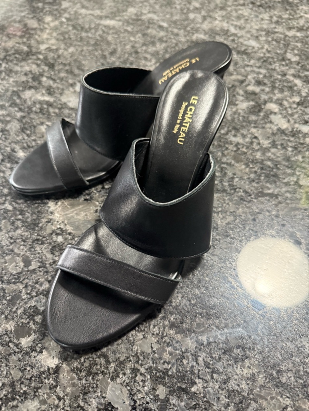 le chateau Black Double-Band Open-Toe Slide Mules